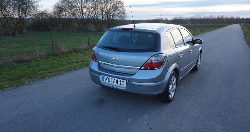 Opel Astra cena 16900 przebieg: 190000, rok produkcji 2009 z Koziegłowy małe 352